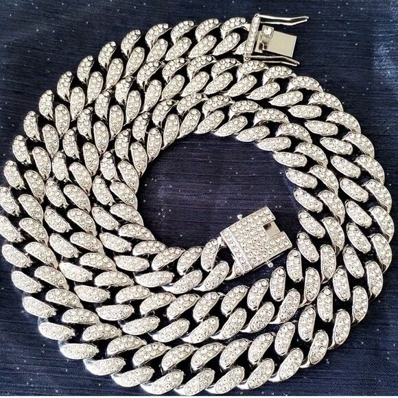 🩶 NEW Men's or Women’s Silver Rhinestone Chain Necklace 🩶 - Picture 3 of 6